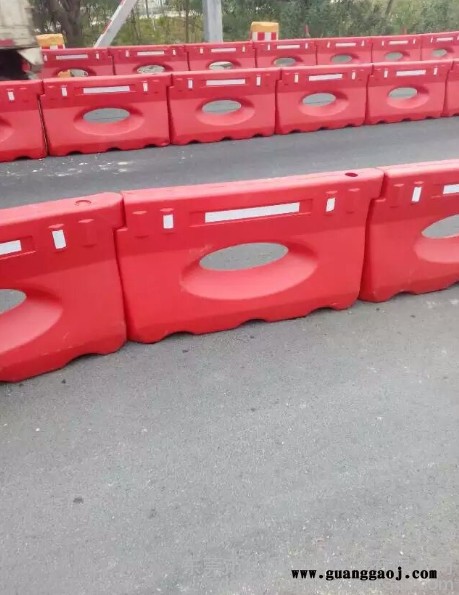 供应华顺VS113**吹塑水马 交通水马 港款水马 道路交通设施图3