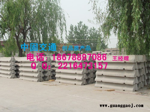 供应 推荐承德水泥隔离墩#承德双滦区水泥隔离墩推荐#王18678897086滦图3