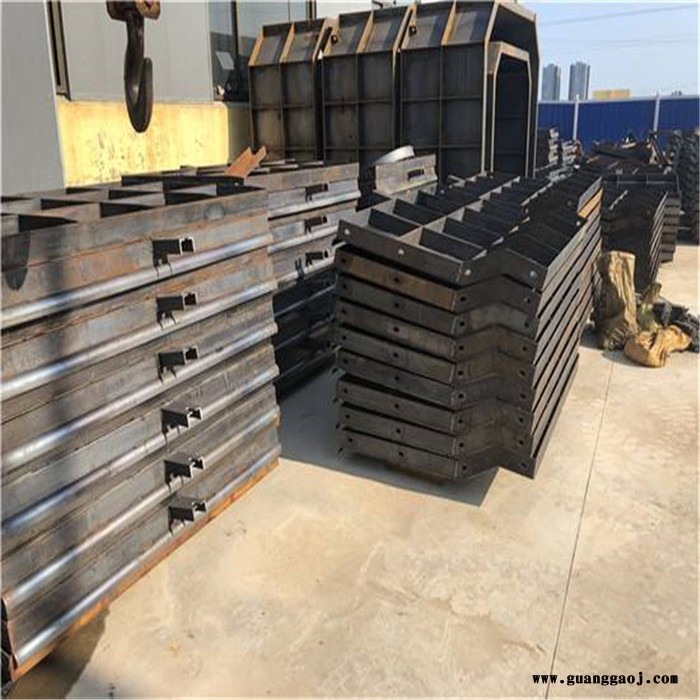鑫泽德 路沿石模具 防撞墙模具，各种型号路沿石/盖板/护坡模具生产,欢迎新老客户来电咨询图2
