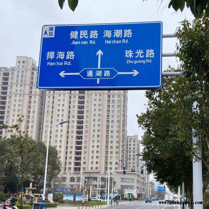 东发照明 标志牌厂家  18米、20米高杆灯  中杆灯图3