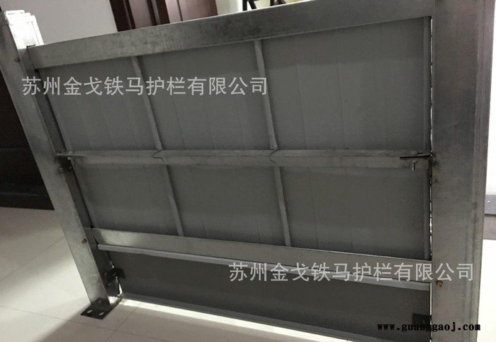 彩钢板施工围挡 建筑围墙 黑黄警示带栏杆 隔离防尘挡板上海苏州图2