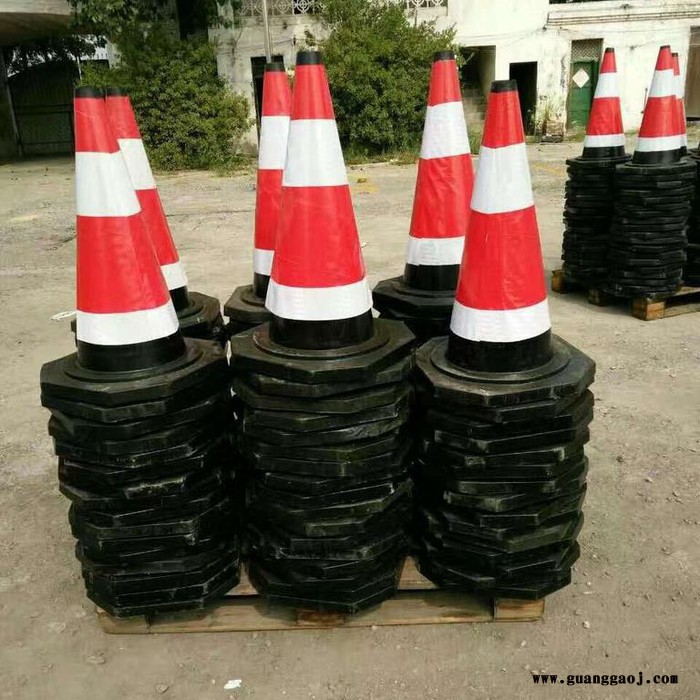 伟豪  橡胶反光锥 雪糕筒 安全警示圆锥 交通路障 现货供应 橡胶圆锥 路锥印字 订做路锥图6