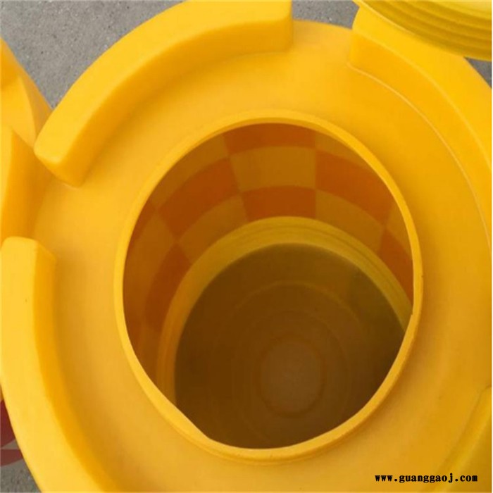 天恒博达水吹塑防撞桶 圆柱型注水分流桶 膜施工交通水马隔离墩图4