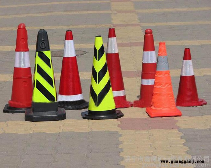 路锥  过硬的路锥质量  路锥  过硬的路锥功能图2