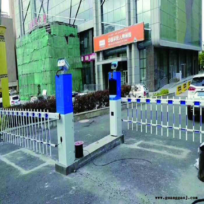 固德道道闸 道闸厂家 沈阳道闸厂家 车牌识别 交通设施 防撞桶图3