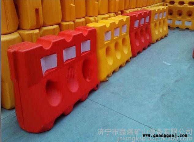 单孔水马 隔离墩 反光防撞桶 道路安全 吹塑水马 交通设施价格图4