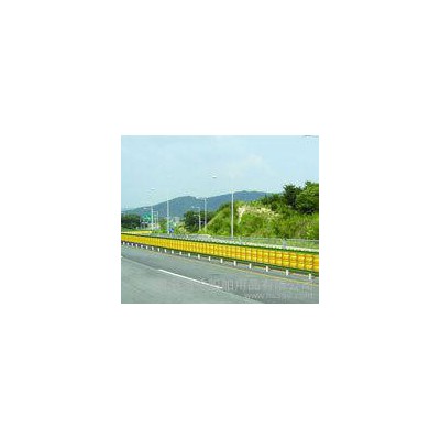 防撞桶、EVA防护栏、交通设施、公路设施、安全防护