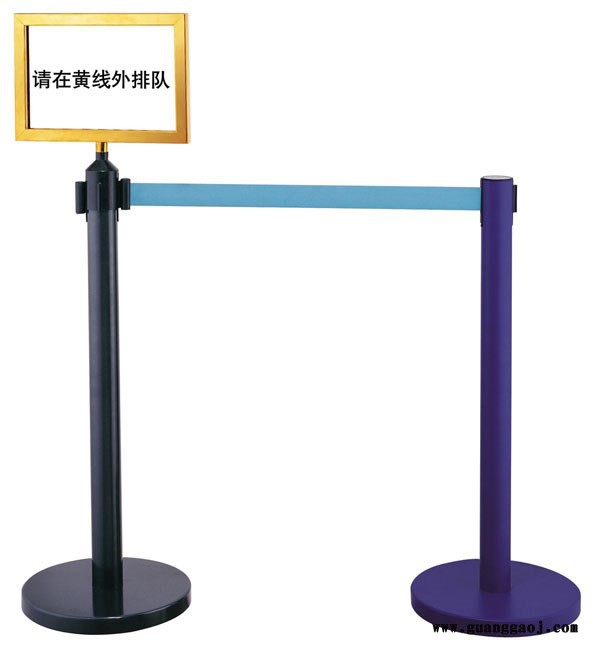 郑州领航通交通科技 反光衣 反光贴 路桩 路锥 减速带 防撞水马 防撞桶 车位锁 反光膜 护墙角图5