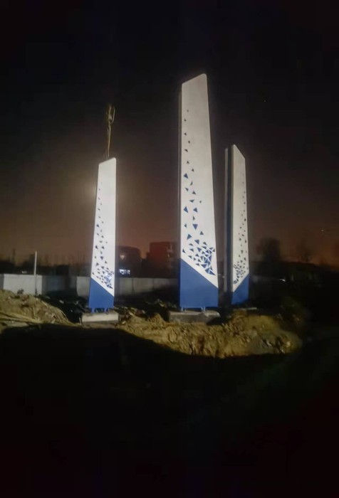 大型不锈钢标识标牌大型不锈钢精神堡垒雕塑金属雕塑厂家图4