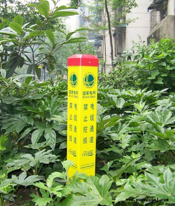 管道玻璃钢标志桩 交通标志牌质高价优图4