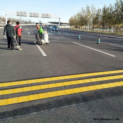 震荡画线 导向箭头画线 高速公路画线 交通标志线 车位画线
