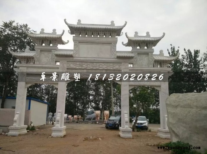 石牌坊，村口标志牌坊
