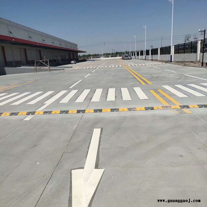 热熔标线 导向箭头画线 交通标志线 高速公路划线 车位划线