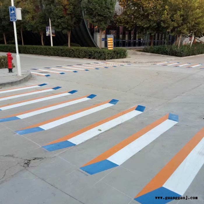 常温画线 厂房画线 交通标志线 白色画线 天津道路画线图3