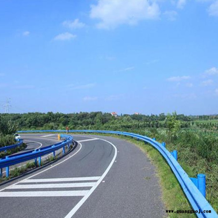 山东高速公路波形护栏板厂家图5