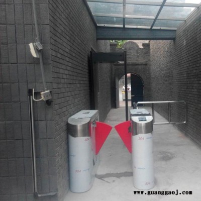 固德道道闸 道闸维修 辽宁道闸 通道闸 交通设施 路锥  车位挡