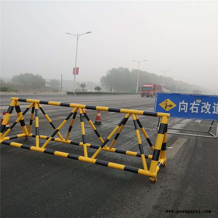 方元浩宇 西安 移动拒马路障 学校门口防冲撞护栏 防撞路锥图5