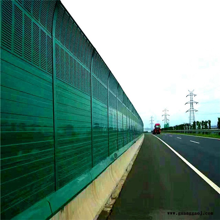 厂家定制 北京高速公路隔音屏 高速公路金属透明隔音声屏障图3