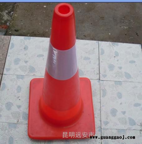 供应远安各种**路锥图2