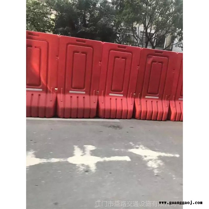 水马  水马围挡厂家供应1.8米高市政注水围挡 道路施工安全隔离临时路障图3