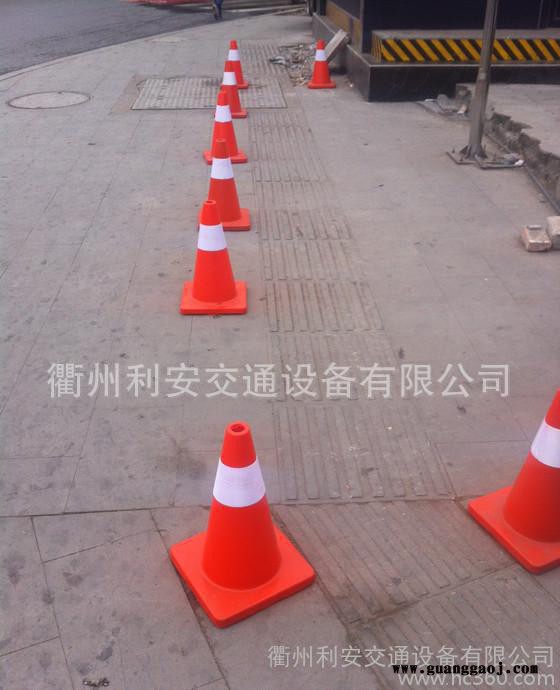 30cm高PVC路锥红锥图3