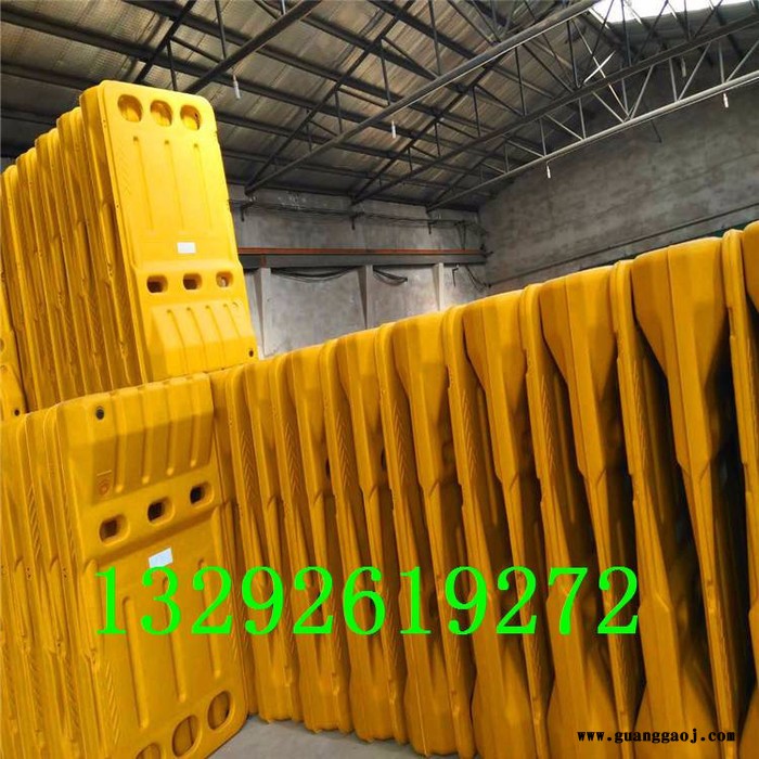 本溪桓仁水马围挡厂家量大从优图1