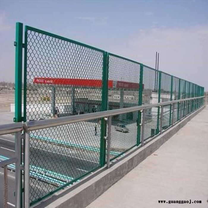 朋英 供应** 高速公路护栏网 桥梁铁丝防护网 桥梁浸塑防抛物隔离网图4