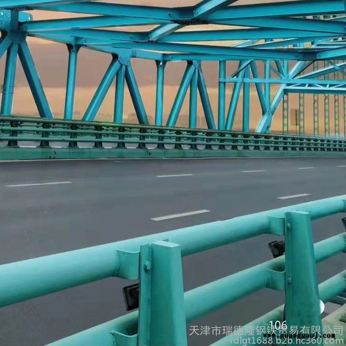 高速公路方管护栏 油漆护栏 12厚钢管 规格型号 天津瑞德隆图3