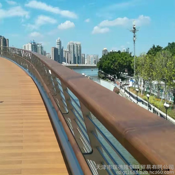 高速公路方管护栏 油漆护栏 12厚钢管 规格型号 天津瑞德隆图5
