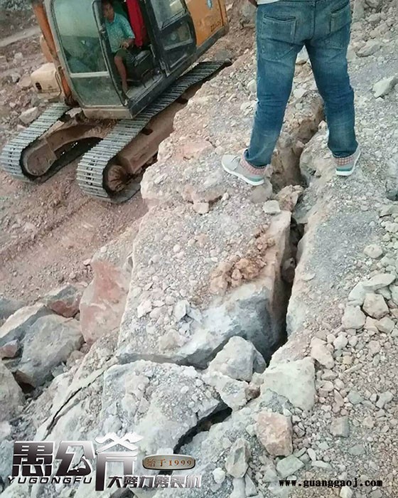 高速公路破拆劈裂器边坝县一代理图4