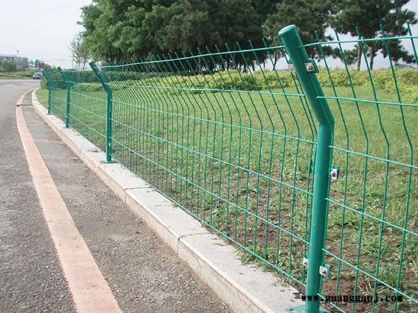 朋英 高速公路双圈护栏网 喷塑绿色围栏网 **图3