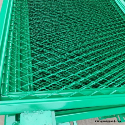 振鼎 高速公路防护网 高速公路浸塑隔离栏 安平防护栏厂家