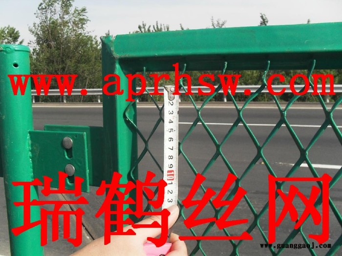 供应高速公路隔离栅图2