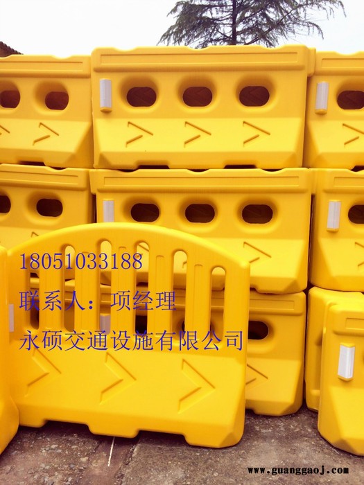 供应安徽水马价格注水围挡厂家水马围栏价格永硕交通市政水马价格图3