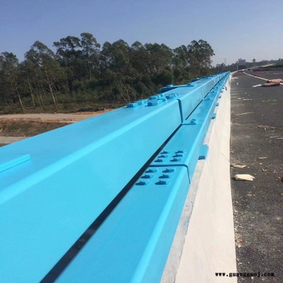 荣信 高速公路防撞护栏 防撞护栏报价 防撞护栏桥梁 高速公路防撞护栏厂家 长期现货