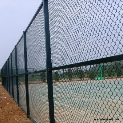 供应高速公路护栏网   锌钢围栏  隔离栅  养殖场护栏网   圈地护栏网  框架护栏网   围栏网