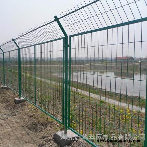 高速公路护栏网  高速隔离栅 高速公路隔离网 圈山护栏网图3