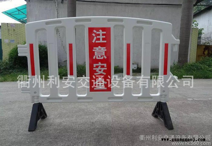 塑料铁马围栏  安全护栏 安全水马图2