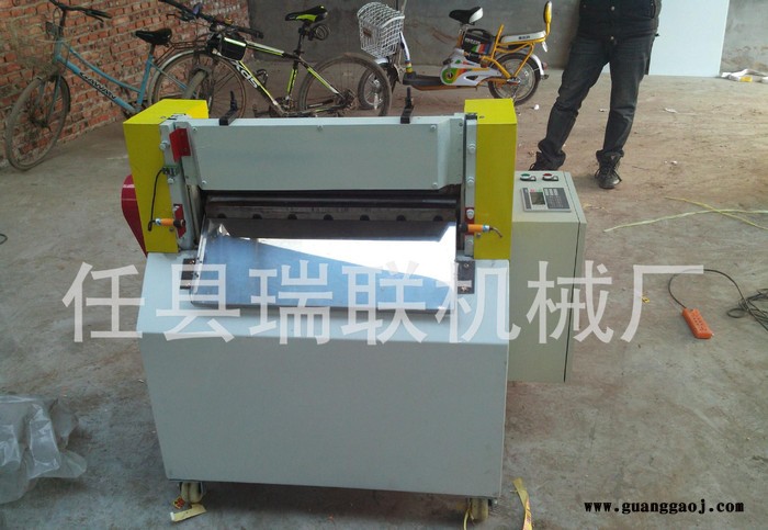 橡胶切条机 皮革料数控切料机 不干胶片数控剁胶片机图2