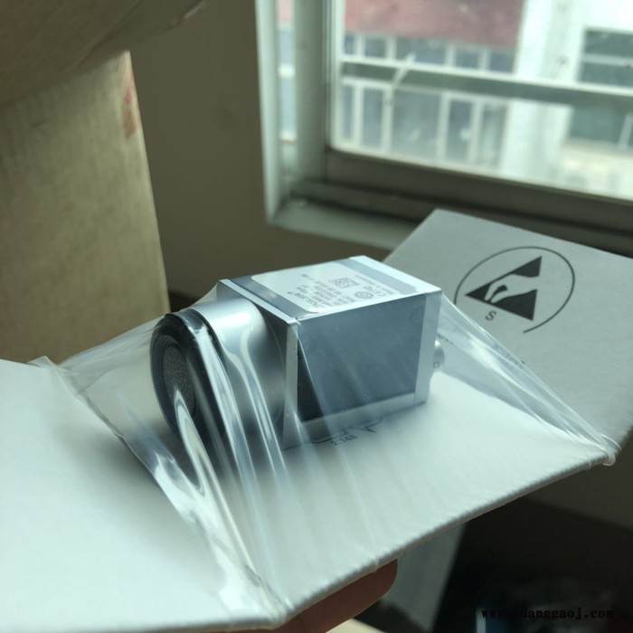 德国Basler acA3800-10gc 千兆网工业相机 高清工业镜头