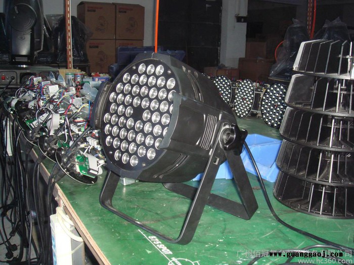 供应佰冠LED54x3W帕灯 舞台灯光 大功率par灯 led舞台灯 婚庆演出设备 LEDPAR灯图3