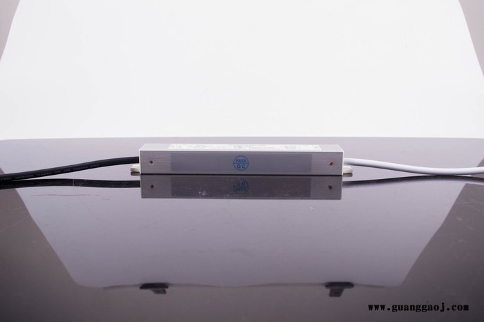 绿美能5V25W舞台灯光电源LED恒压防水电源图2