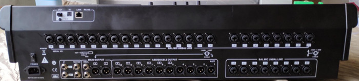 思音D-32 32路数字调音台，音频控制台，带效果调音台，舞台专用调音台，调台，控台，模拟调台+效果器+音频处理器控制图2