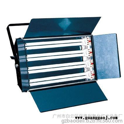 供应保德利1110 三基色柔光4X55W  成像灯 舞台灯光  激光灯 烟机 光束灯图6