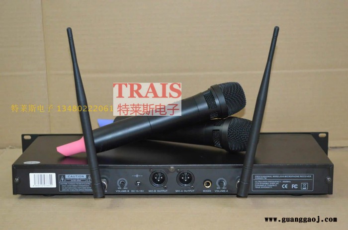特莱斯UC300一拖二无线话筒U段演出500米远距离一拖四领夹麦克风图2