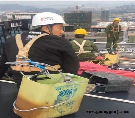 佛山蜘蛛人泛光照明灯具安装维修、城市夜景亮化工程安装施工