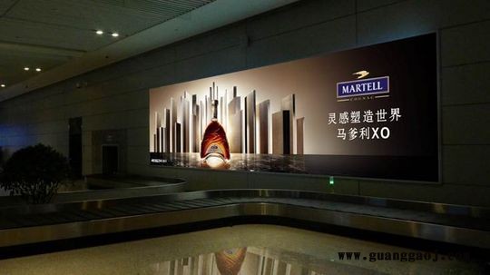 机场广告灯箱制作图1