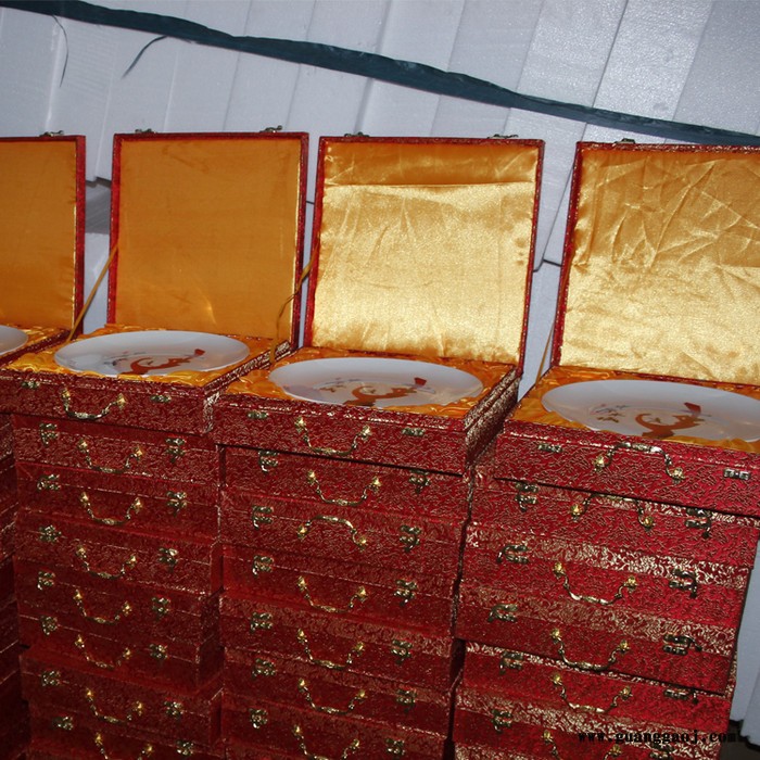 景德镇唐龙陶瓷定制员工嘉奖礼品纪念盘 纪念盘生产厂家图6