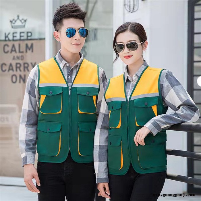 重庆服装定做 多荷包马甲厂家工图3