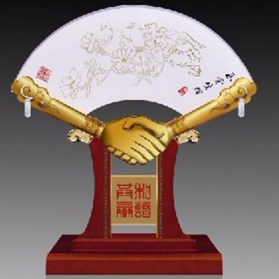 广州平安扣礼品厂家国庆中秋双节礼品琉璃玉平安扣办公摆件礼品家居摆件礼品赠送领导纪念品